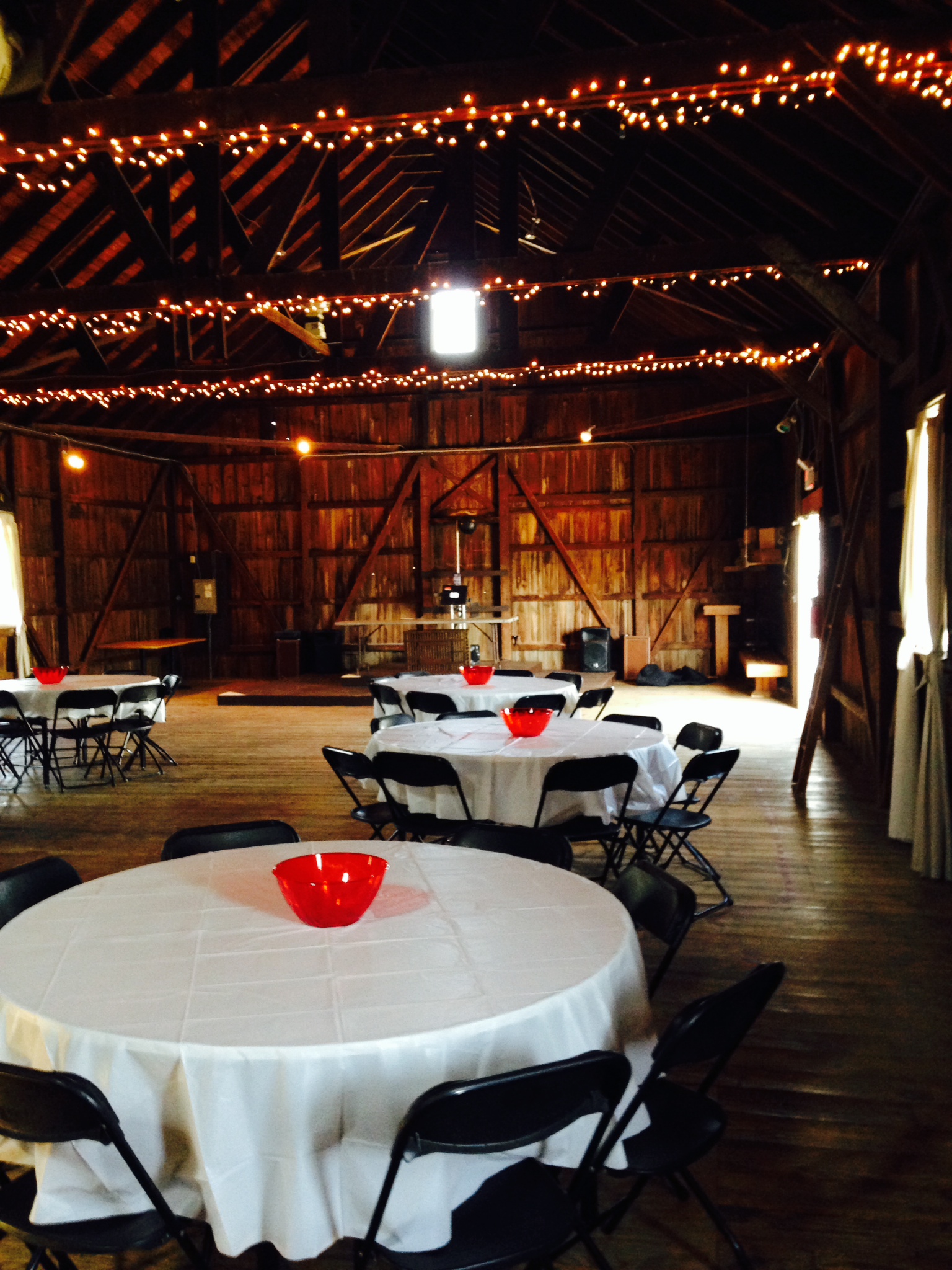 Rode's Barn at Rode's Fireside Restaurant & Tavern Hall Rentals in